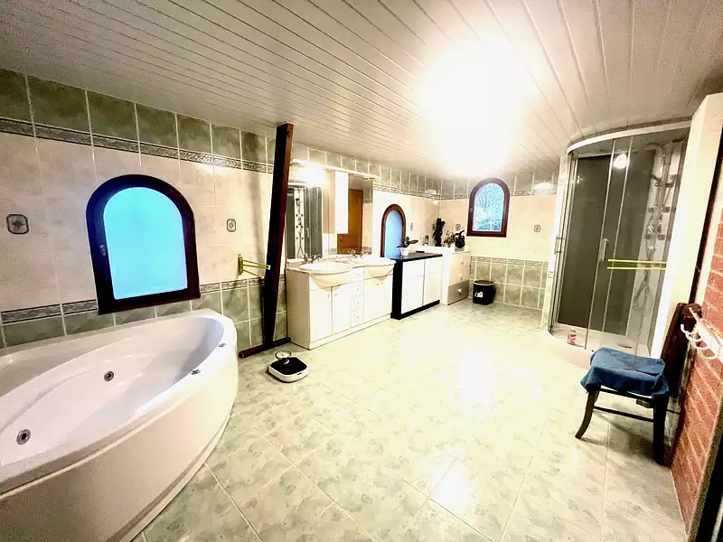 Maison, 190 m²