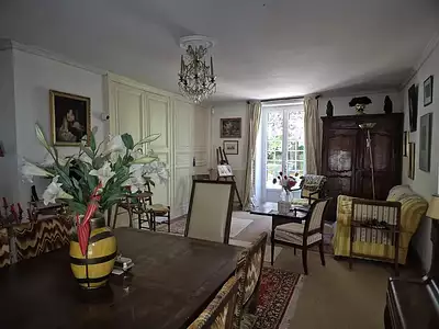 Maison, 330 m²