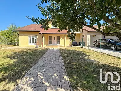 Maison, 246 m²