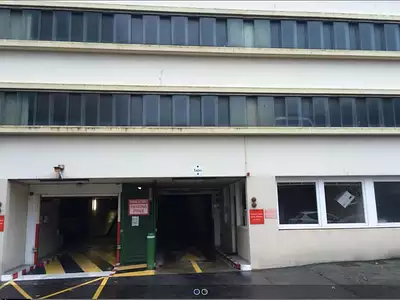 Parking, 10 m²