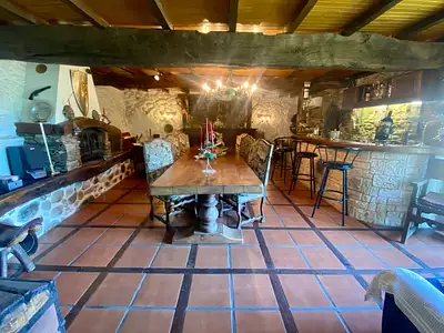 Maison, 270 m²