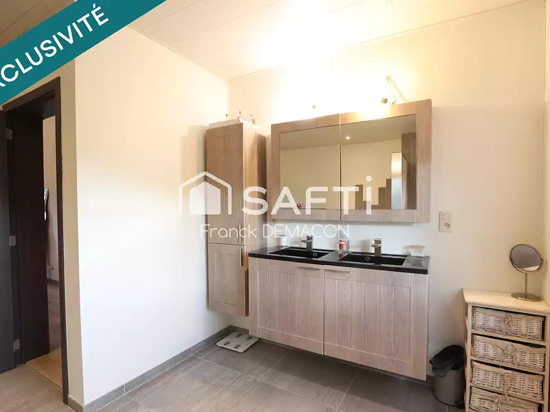 Maison, 145 m²