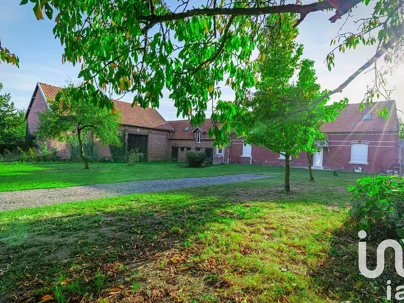 Maison, 280 m²