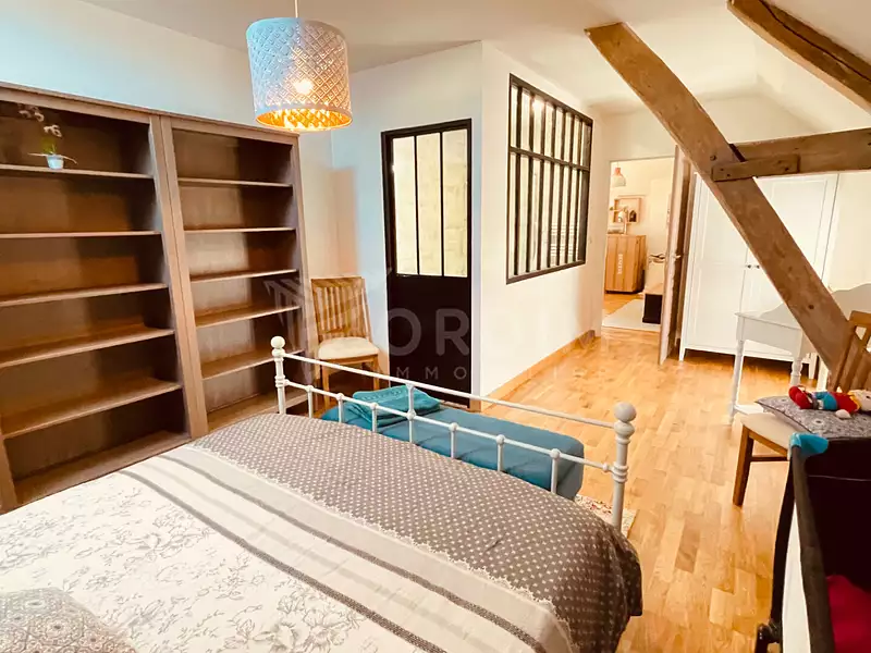 Maison, 163 m²