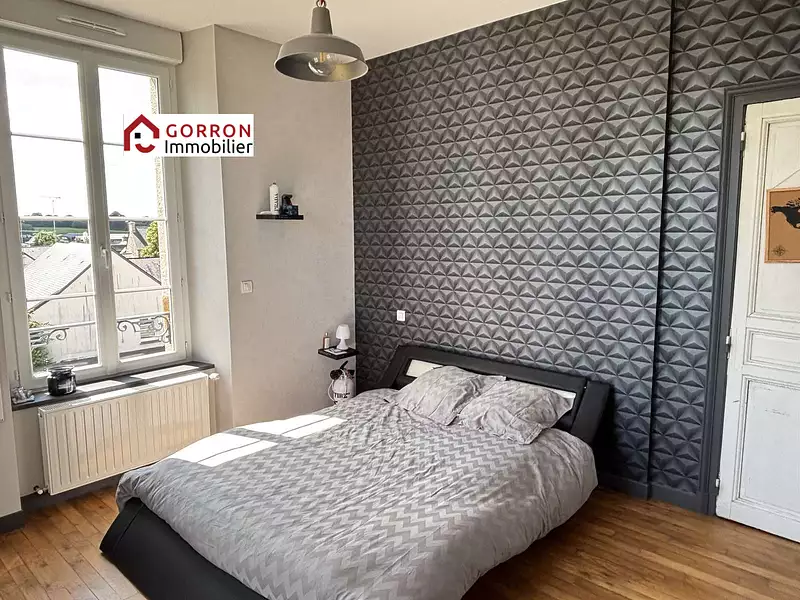 Maison, 255 m²