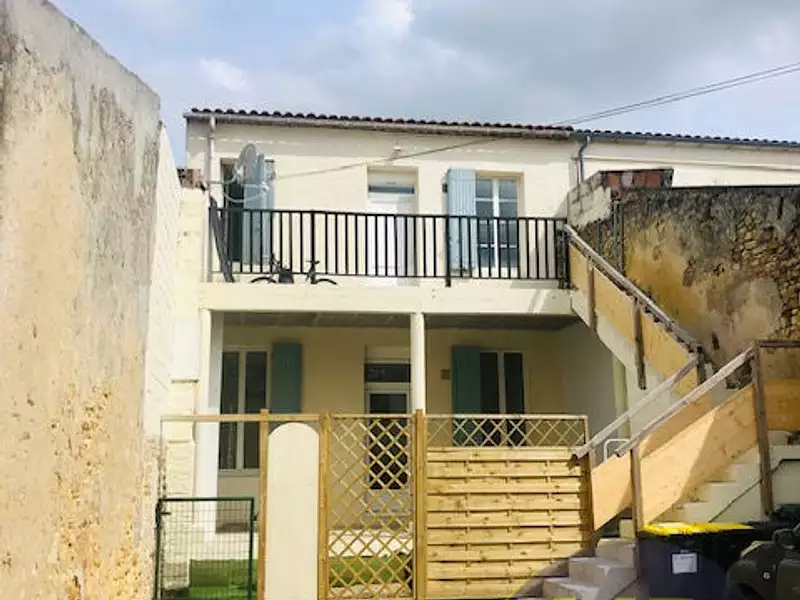 Immeuble, 128,37 m²