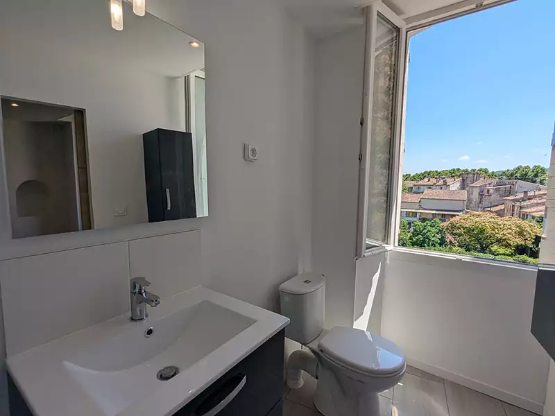 Immeuble, 130 m²