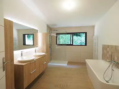 Maison, 220 m²
