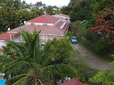 Immeuble, 648 m²