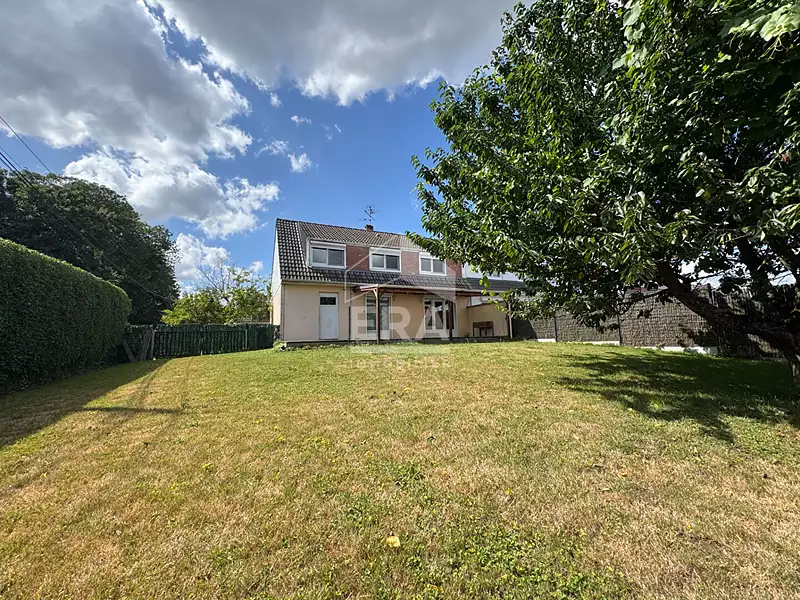Maison, 99 m²