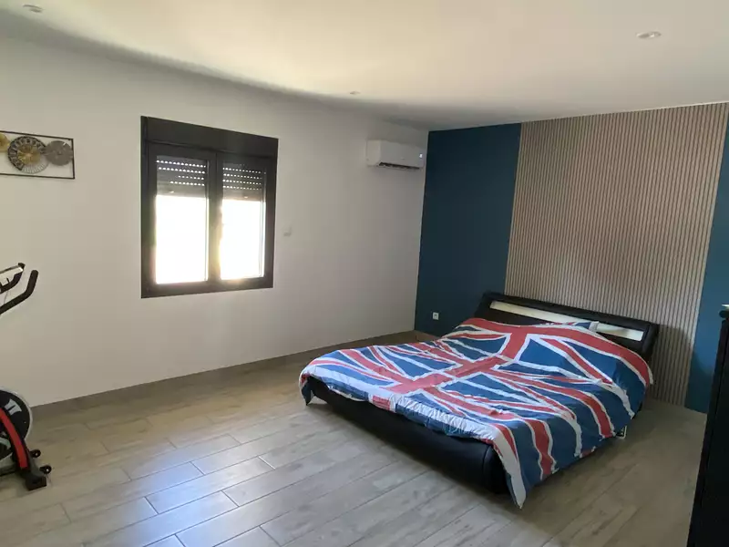 Maison, 200 m²