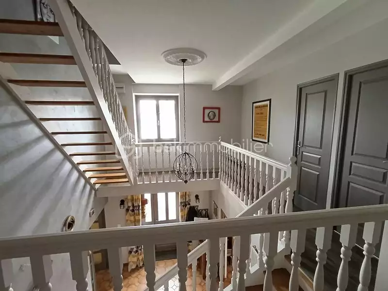 Maison, 186 m²