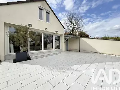 Maison, 77 m²