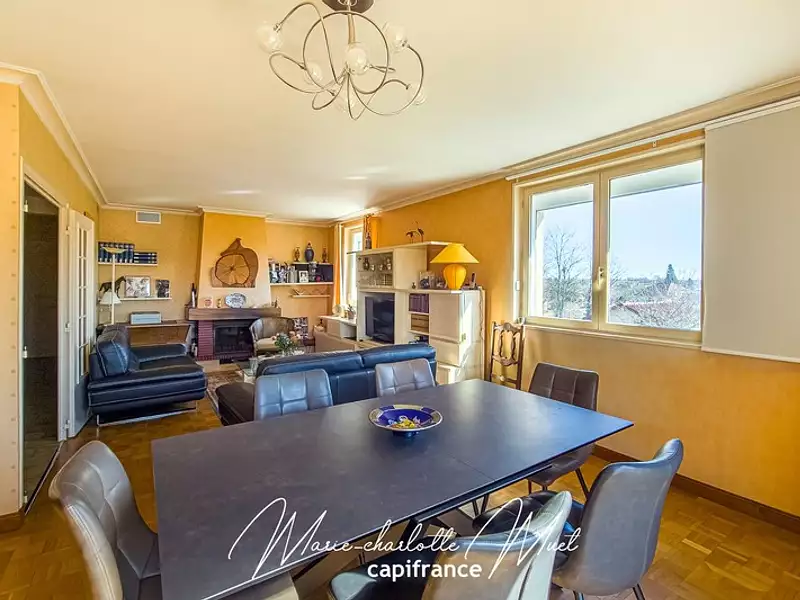 Maison, 174 m²