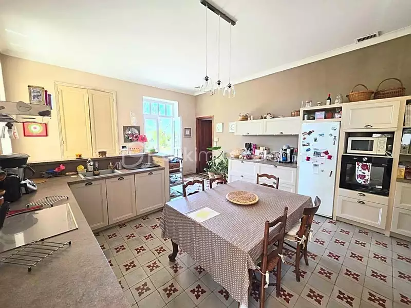 Maison, 387 m²