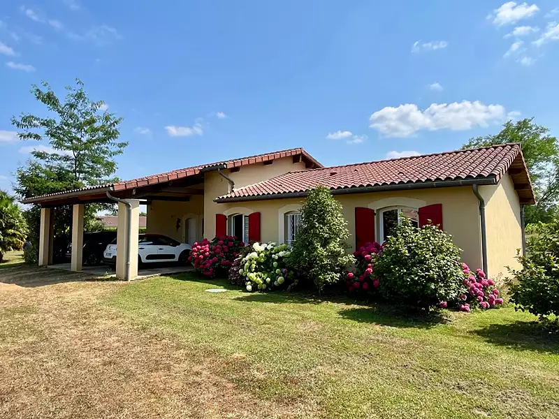 Maison, 204 m²