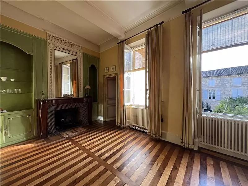 Maison, 290 m²