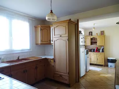 Maison, 240 m²