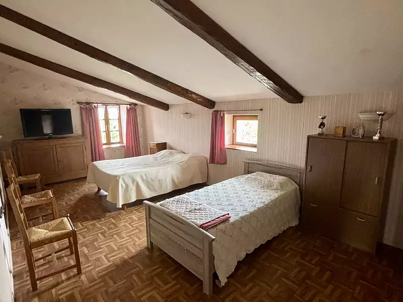 Maison, 270 m²