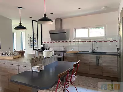 Maison, 228 m²