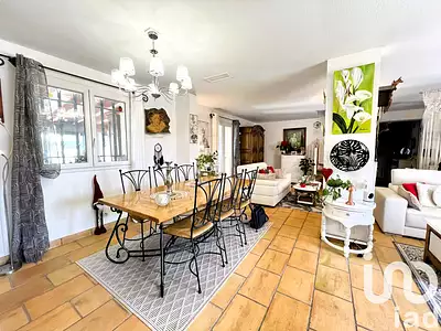 Maison, 168 m²