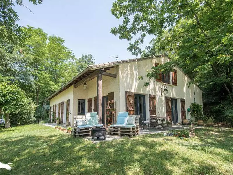 Maison, 215 m²