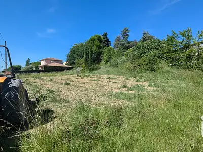 Terrain, 1 050 m²