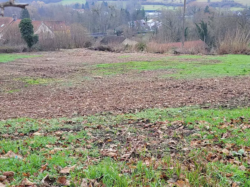 Terrain, 3 374 m²