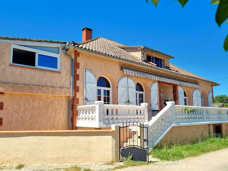 Maison, 260 m²