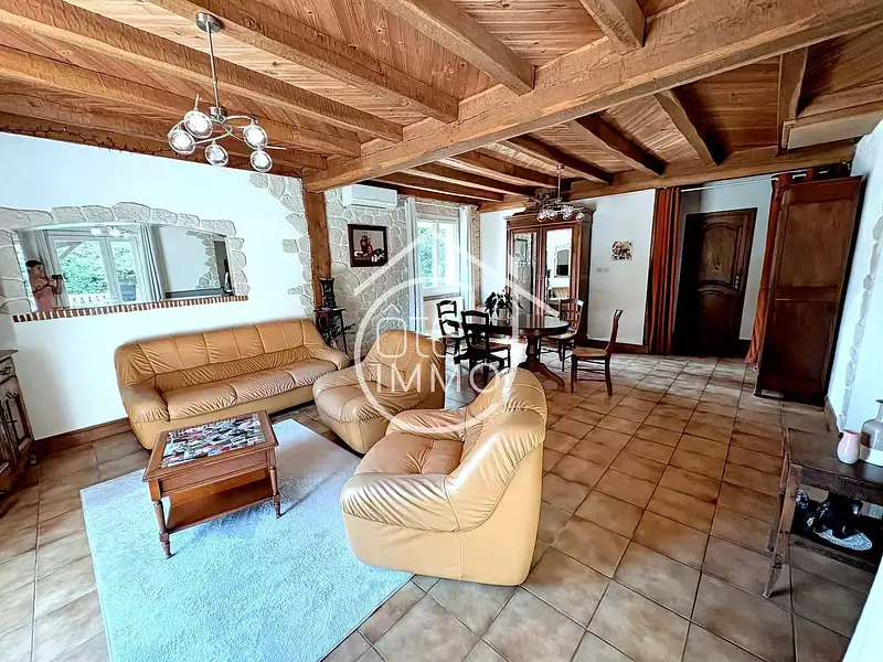 Maison, 184 m²