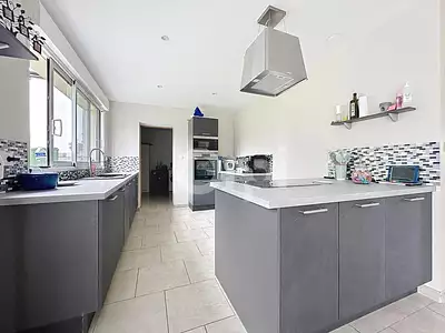 Maison, 234 m²
