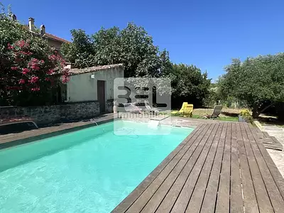 Maison, 198 m²