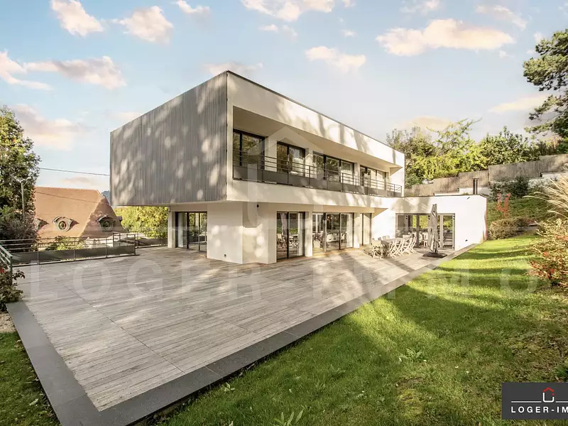 Maison, 318 m²