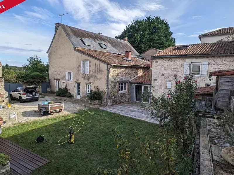 Maison, 250 m²