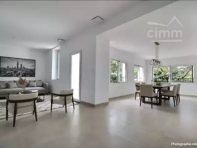 Maison, 93 m²
