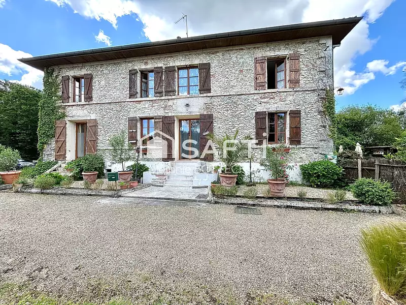 Maison, 264 m²