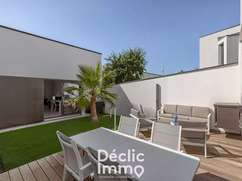 Maison, 148 m²