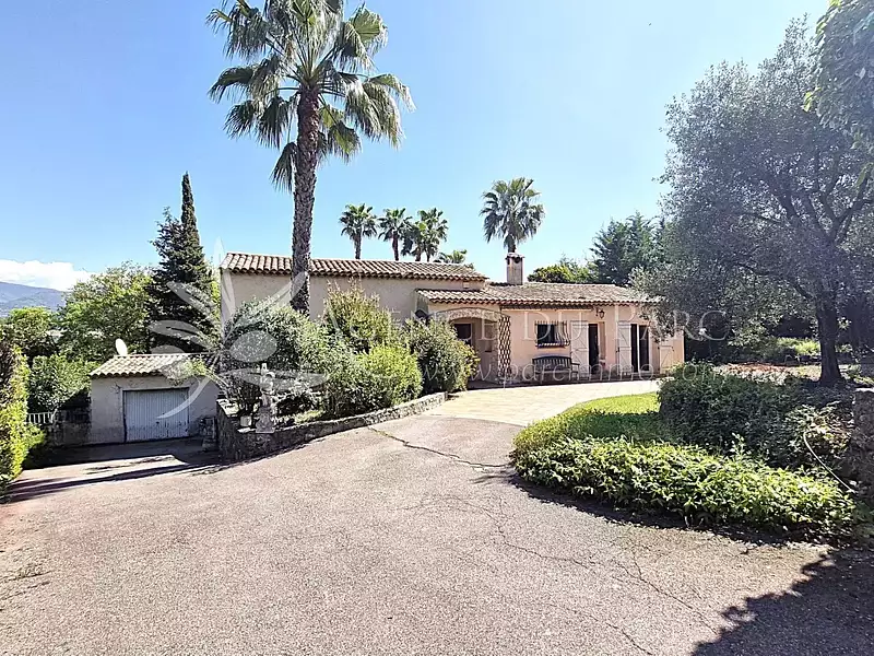 Maison, 180 m²