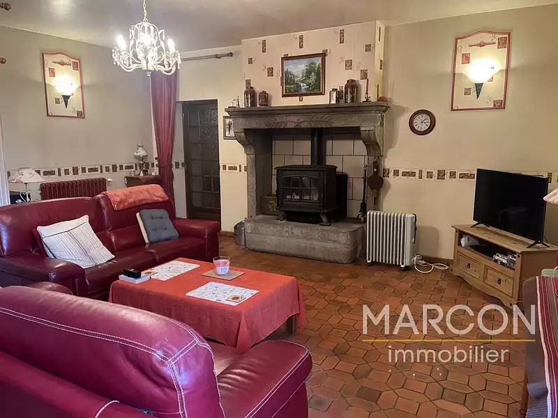 Maison, 166 m²