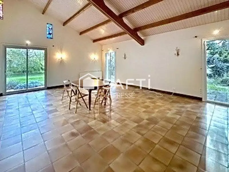 Maison, 336 m²