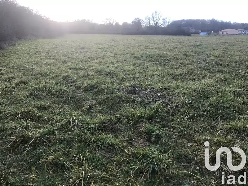 Terrain, 3 744 m²