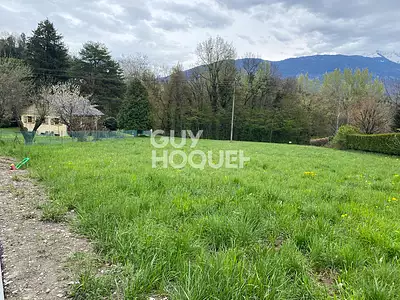 Terrain, 770 m²