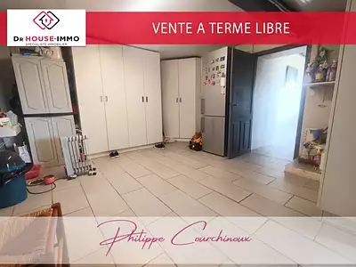 Maison, 235 m²