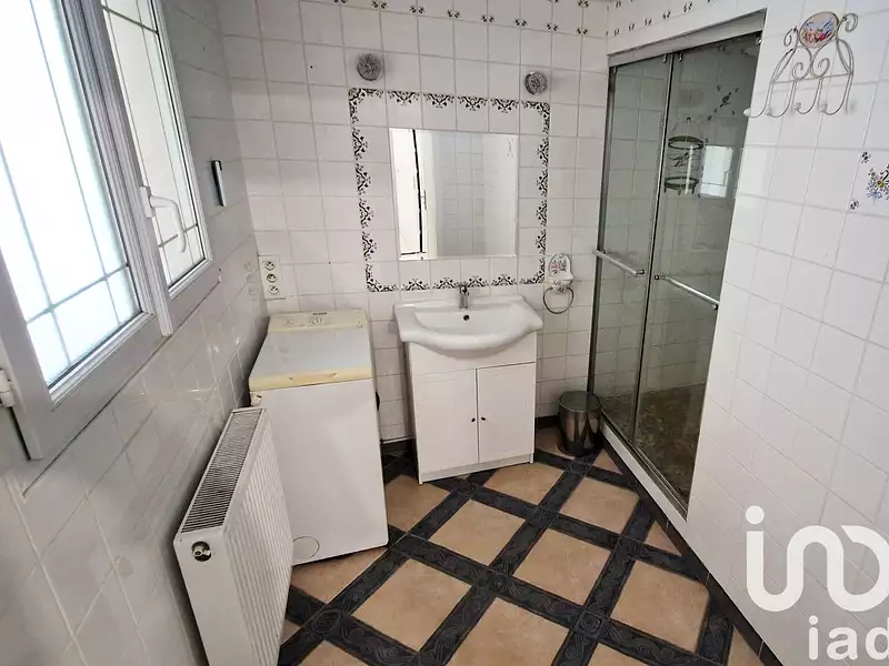 Maison, 250 m²