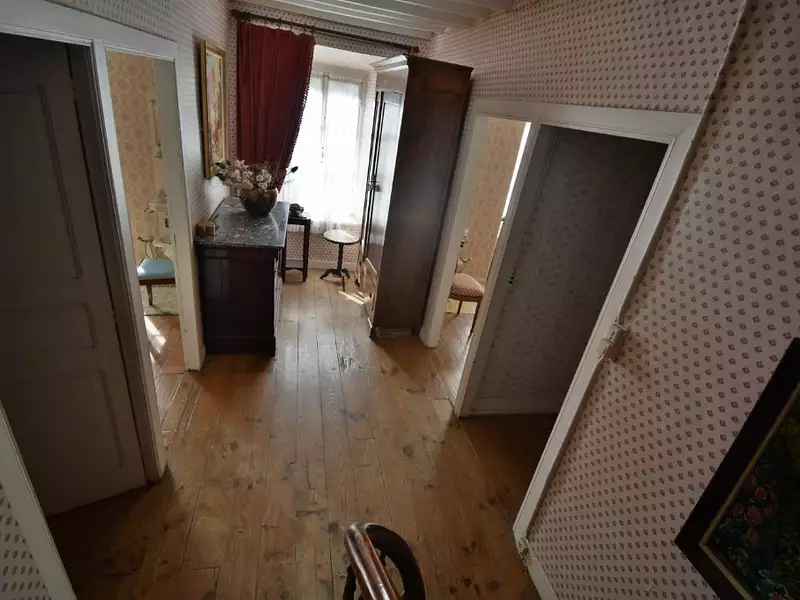 Maison, 220 m²