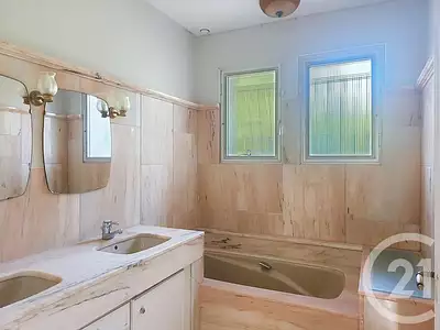 Maison, 192 m²