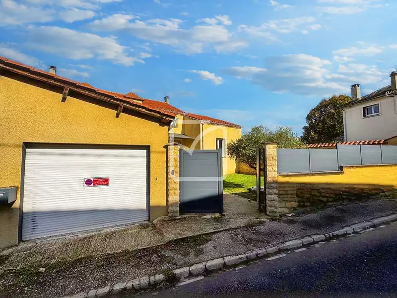 Maison, 281 m²