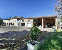 Maison, 375 m²