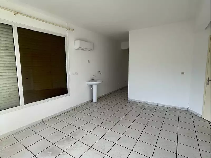 Divers, 74 m²