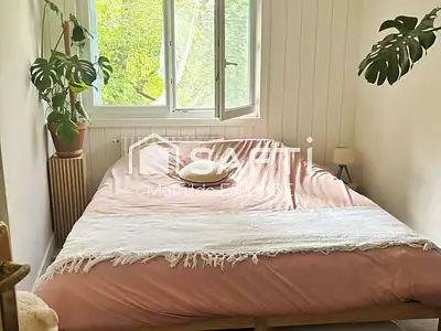 Immeuble, 272 m²